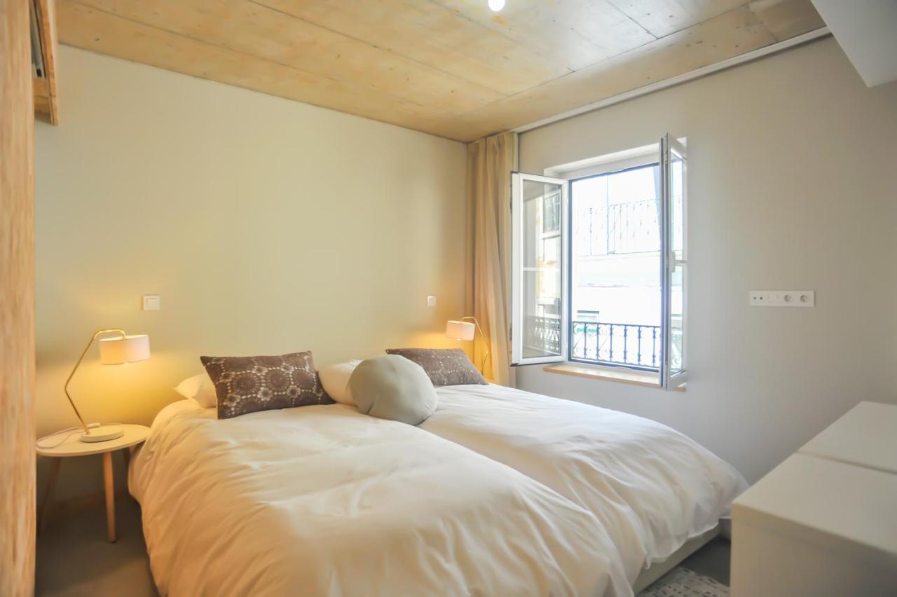 Madragoa Modern Apartments Lisbon Exterior photo
